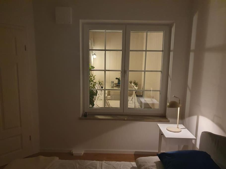 Helle 3 Souterrainwohnung In Einem Neubau-villa Appartamento Monaco di Baviera