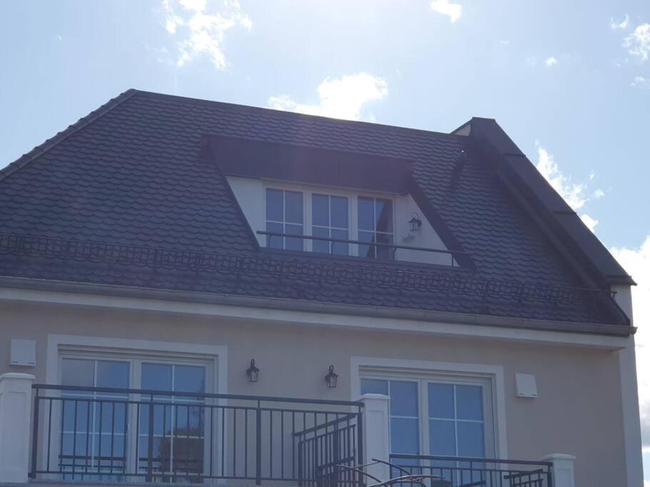Helle 3 Souterrainwohnung In Einem Neubau-villa Appartamento Monaco di Baviera