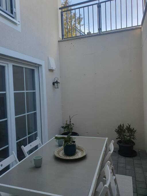 Appartamento Helle 3 Souterrainwohnung In Einem Neubau-villa Monaco di Baviera